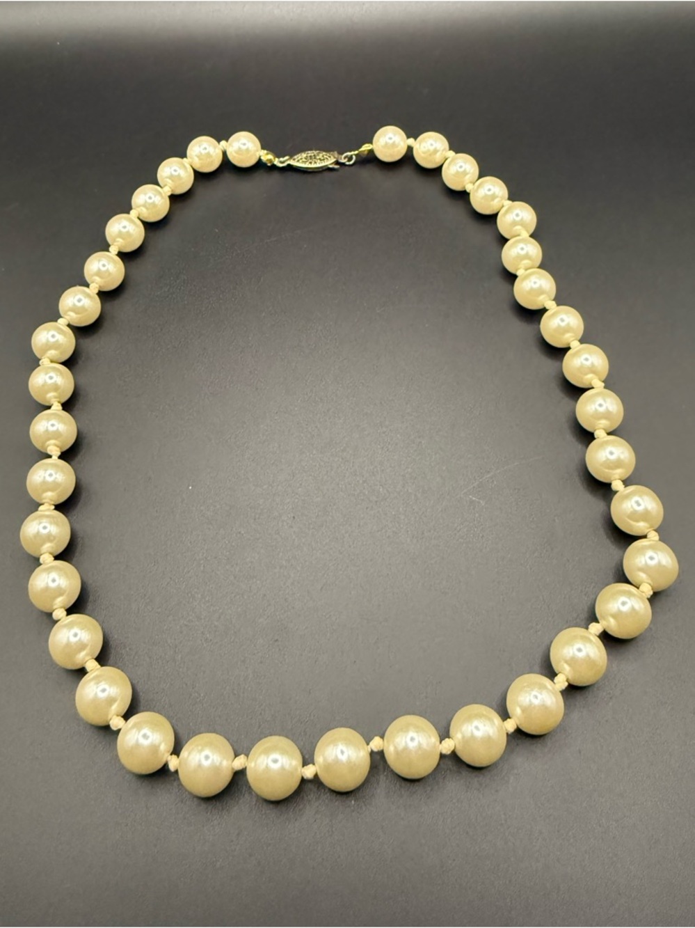 Classic Cream Pearl Choker Style Necklace Retro Vintage - Unbranded